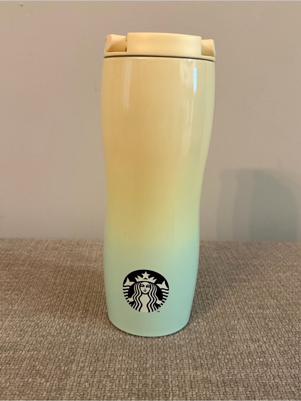 New Starbucks Korea SS Spring Concord Tumbler Pearl Yellow Green Ombre Sparkle